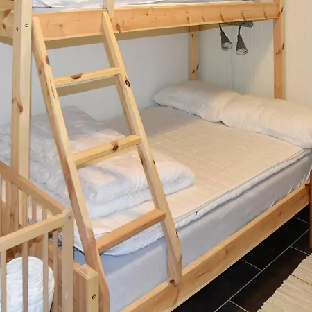 6 Person In Leirvik I Sogn Holiday home Bo (Sogn og Fjordane)