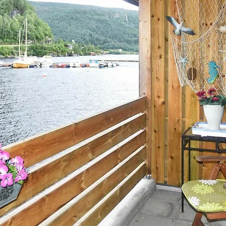 6 Person In Leirvik I Sogn Holiday home Bo (Sogn og Fjordane)