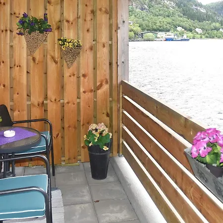 Seaside Serenity In Leirvik-by Traum Dom wakacyjny