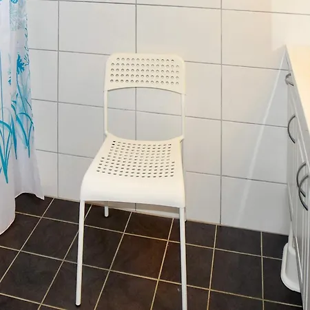 Seaside Serenity In Leirvik-by Traum *