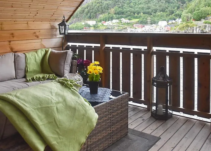 בית נופש Seaside Serenity In Leirvik-by Traum *