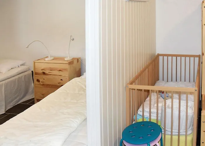 Seaside Serenity In Leirvik-by Traum Tatil Evi