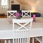4 Star Holiday Home In Leirvik I Sogn Tatil Evi Bø